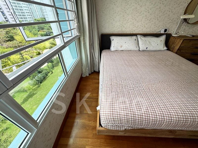 Premium HDB for Sale in  662C Edgedale Plains - Image 2