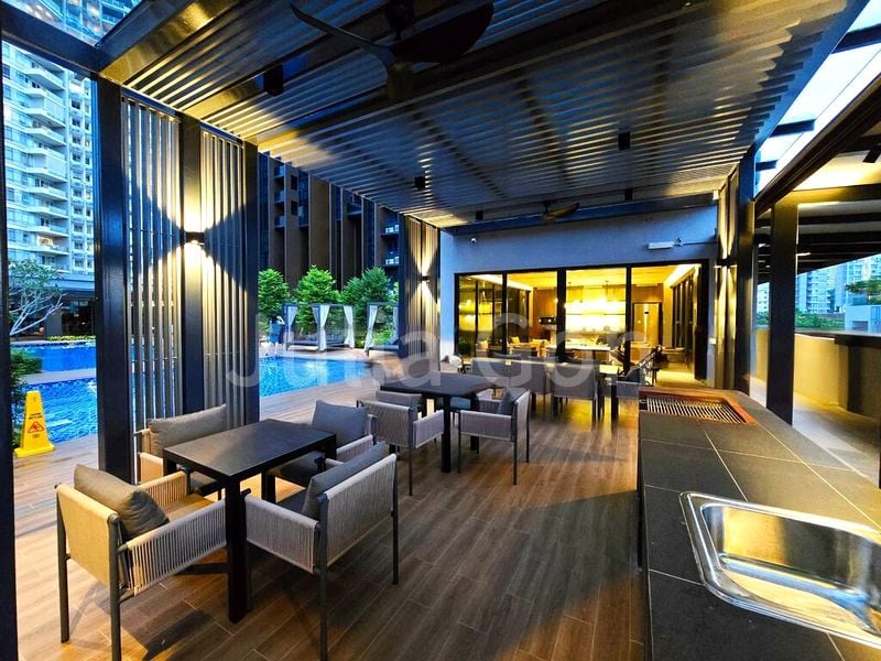 3 Bed Condo for Sale in  Pullman Residences Newton - Image 8