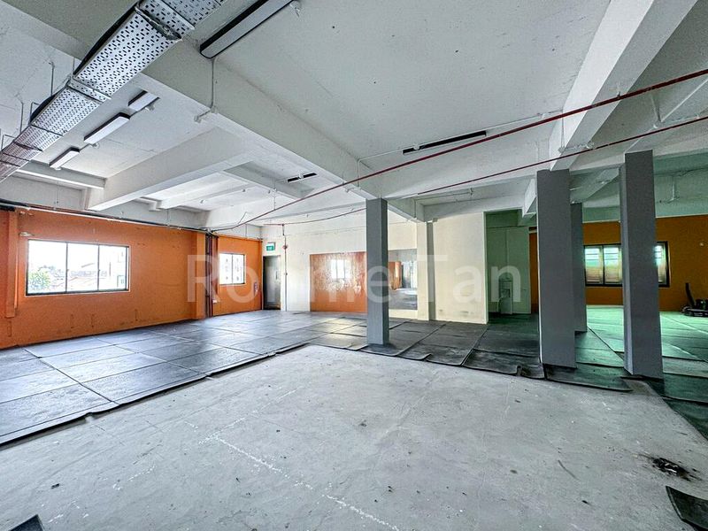 Shop / Shophouse for Rent: Geylang Lorong 18 - Image 2