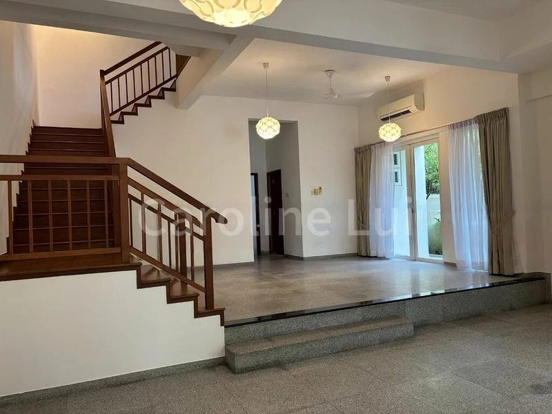 6 Bed Semi-Detached House (Landed) for Rent in  One Tree Hill - Image 1