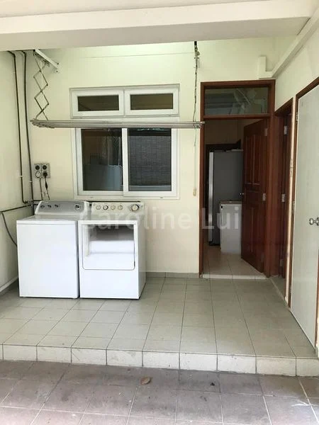 6 Bed Semi-Detached House (Landed) for Rent in  One Tree Hill - Image 7