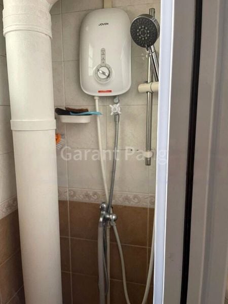 Common Room (HDB) for Rent in  412 Sembawang Drive - Image 4