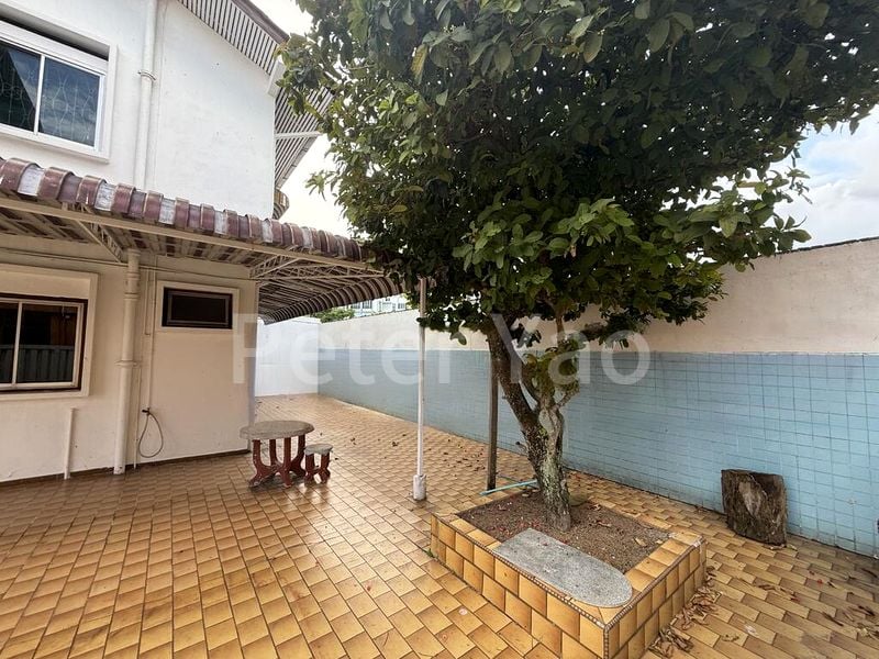 5 Bed Semi-Detached House (Landed) for Sale in Charlton Park - Image 9