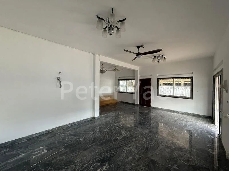 5 Bed Semi-Detached House (Landed) for Sale in Charlton Park - Image 11