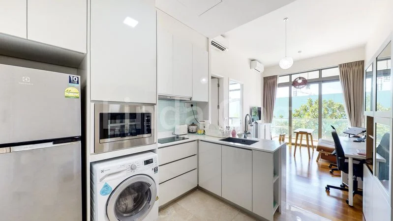 1 Bed Condo for Rent in  Kingsford . Hillview Peak - Image 1