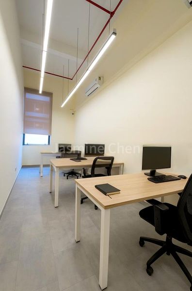 Light Industrial (B1) for Rent: BizTech Centre - Image 5