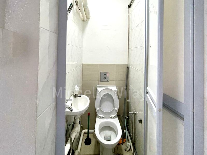 Shop / Shophouse for Rent: 177 Toa Payoh - Image 5