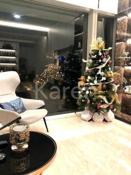 3 Bed Condo for Sale in  The Trumps - Image 3