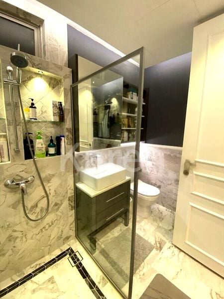 3 Bed Condo for Sale in  The Trumps - Image 11