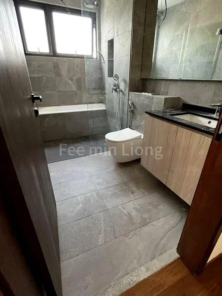 6 Bed Semi-Detached House (Landed) for Sale in  Kembangan Villas - Image 9