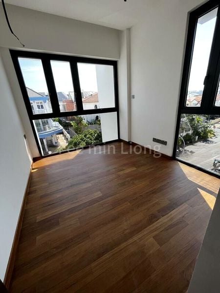 6 Bed Semi-Detached House (Landed) for Sale in  Kembangan Villas - Image 8