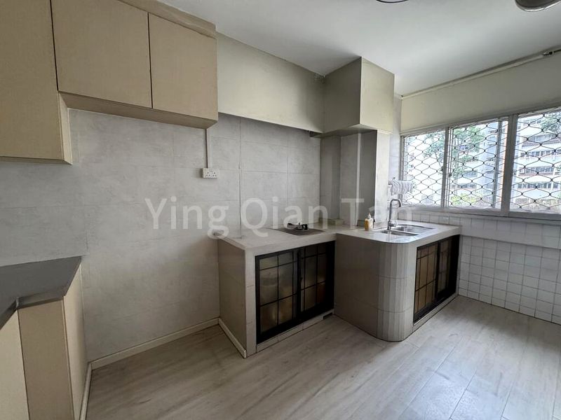 Maisonette HDB for Sale in  111 Clementi Street 13 - Image 8