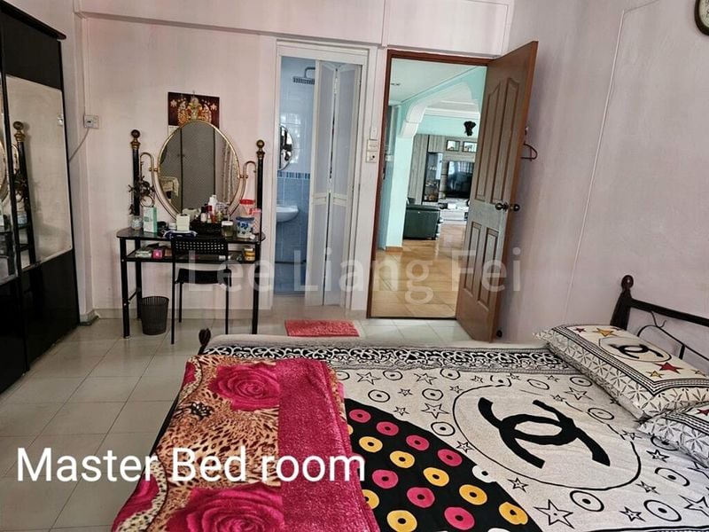 5 Room (5A) HDB for Rent in 610 Hougang Avenue 8 - Image 1
