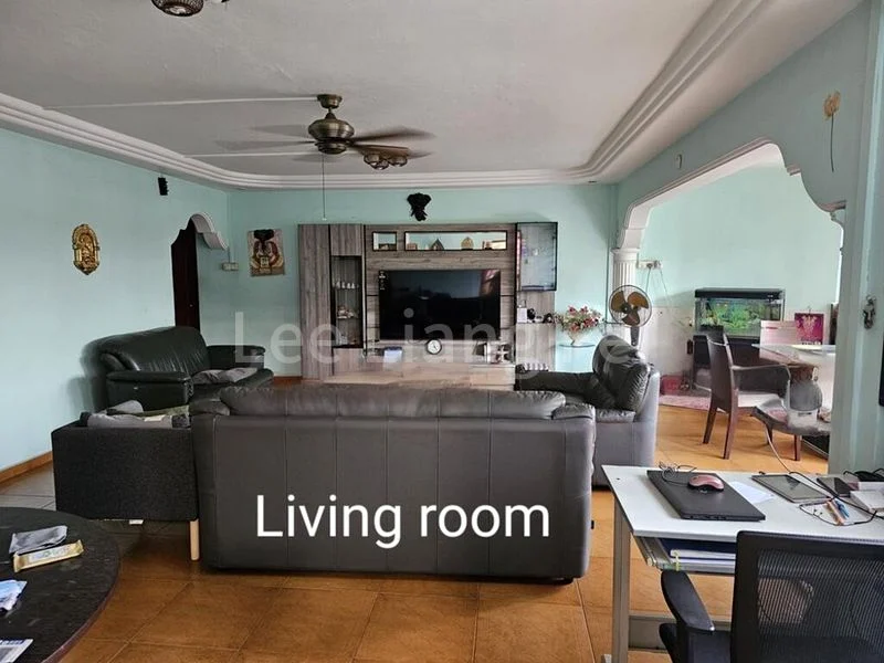 5 Room (5A) HDB for Rent in 610 Hougang Avenue 8 - Image 5