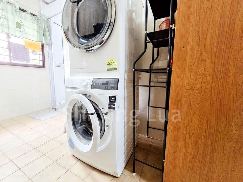 Common Room (HDB) for Rent in  347 Bukit Batok Street 34 - Image 3