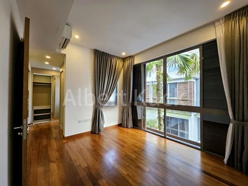 5 Bed Cluster House (Landed) for Rent in  Greenwood Mews - Image 11