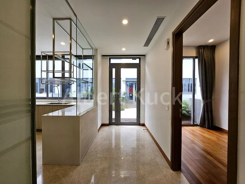 5 Bed Cluster House (Landed) for Rent in  Greenwood Mews - Image 4