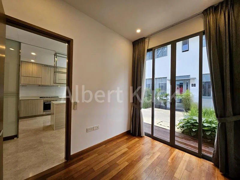 5 Bed Cluster House (Landed) for Rent in  Greenwood Mews - Image 8