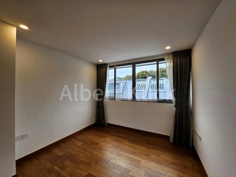 5 Bed Cluster House (Landed) for Rent in  Greenwood Mews - Image 15