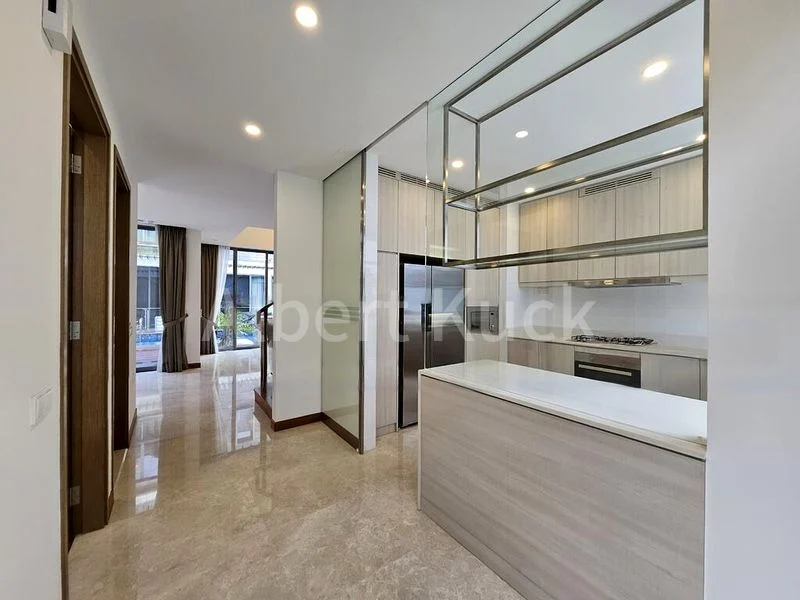 5 Bed Cluster House (Landed) for Rent in  Greenwood Mews - Image 5