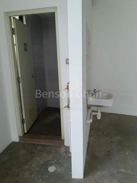 Warehouse for Rent: MAE Building - Image 1
