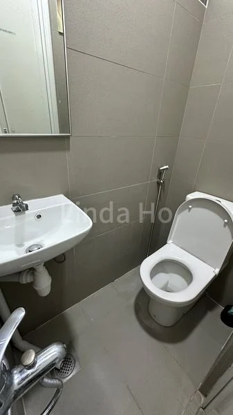 Common Room (Condo) for Rent in  The Glades - Image 6