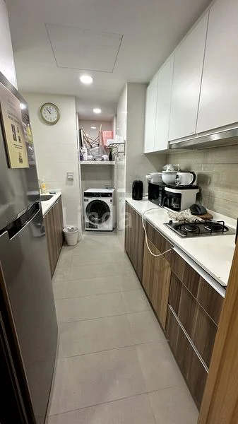 Common Room (Condo) for Rent in  The Glades - Image 9