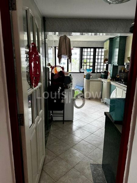3 Room (3I) HDB for Rent in  35 Marine Crescent - Image 3