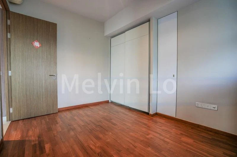 3 Bed Condo for Sale in  UIC Building - Image 11