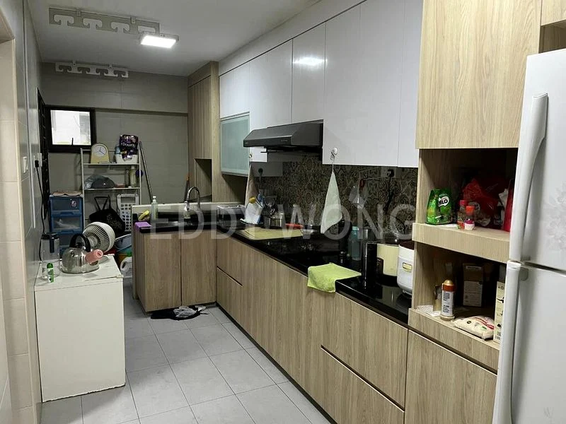 5 Room (5I) HDB for Rent in  588C Montreal Drive - Image 2