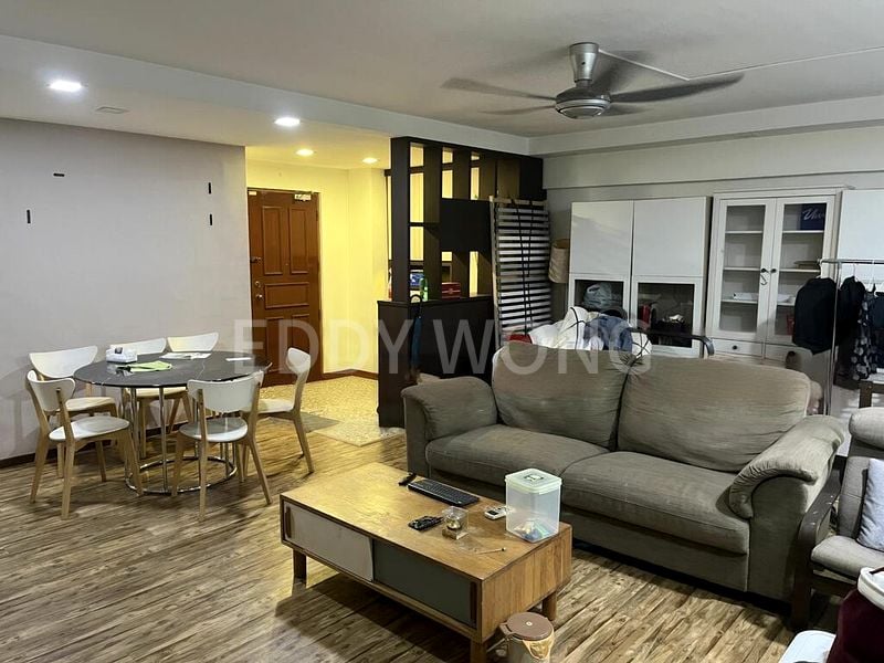 5 Room (5I) HDB for Rent in  588C Montreal Drive - Image 1