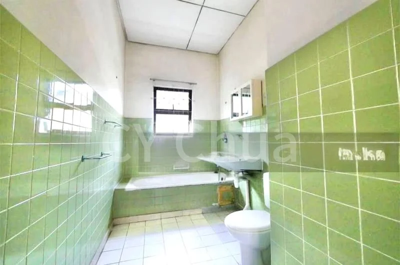 5 Bed Bungalow (Landed) for Sale in Clementi Park - Image 9