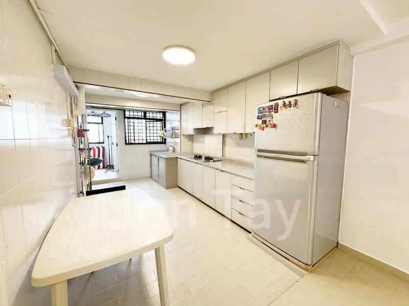 3 Room (3STD) HDB for Rent in  17 Lorong 7 Toa Payoh - Image 2