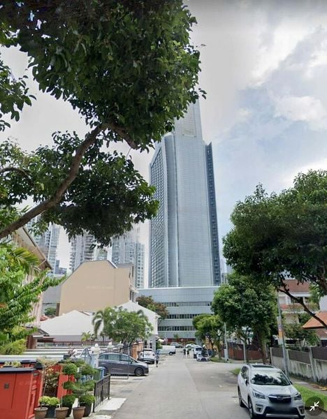 5 Bed Corner Terrace (Landed) for Sale in  Concorde Hotel And Shopping Mall - Image 1