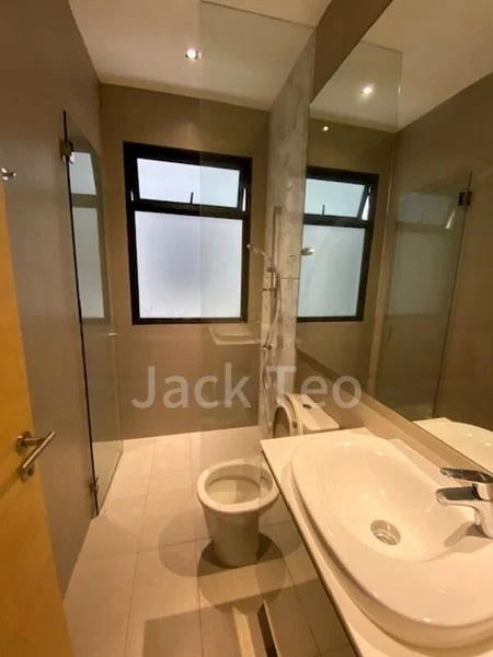 2 Bed Apartment (Condo) for Rent in  Waterscape At Cavenagh - Image 6