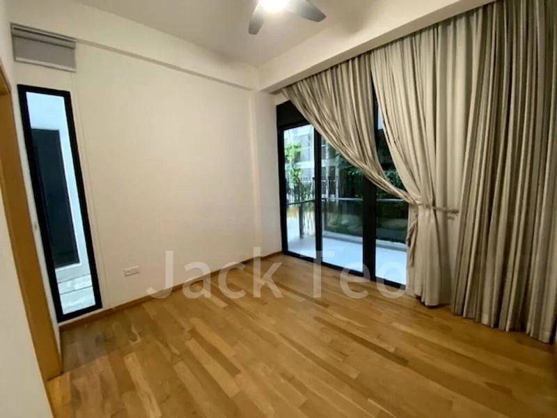 2 Bed Apartment (Condo) for Rent in  Waterscape At Cavenagh - Image 5