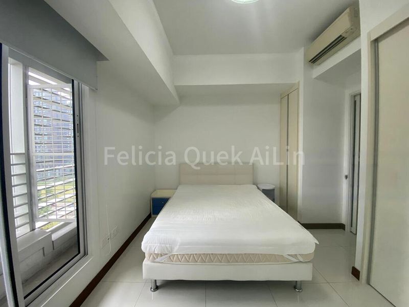 1 Bed Apartment (Condo) for Rent in  The Sail @ Marina Bay - Image 4