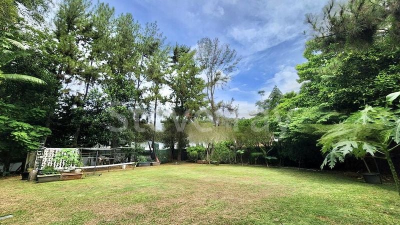 5 Bed Bungalow (Landed) for Sale in  Lermit Road - Image 6