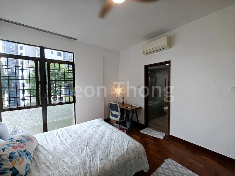 Master Room (Condo) for Rent in  Parc Oasis - Image 2