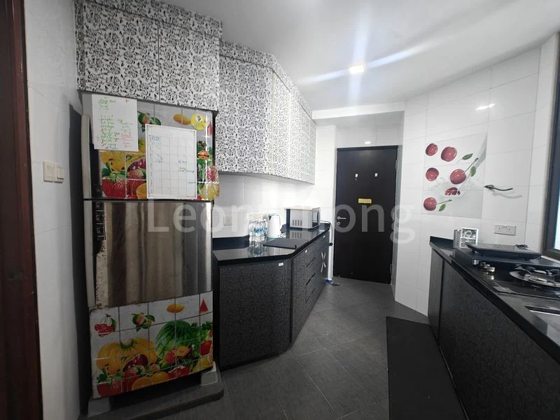 Master Room (Condo) for Rent in  Parc Oasis - Image 19