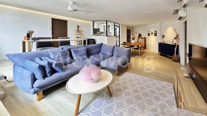 5 Room (5I) HDB for Sale in  38 Cambridge Road - Image 2