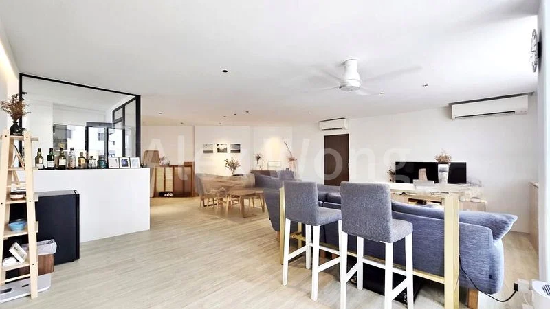 5 Room (5I) HDB for Sale in  38 Cambridge Road - Image 3