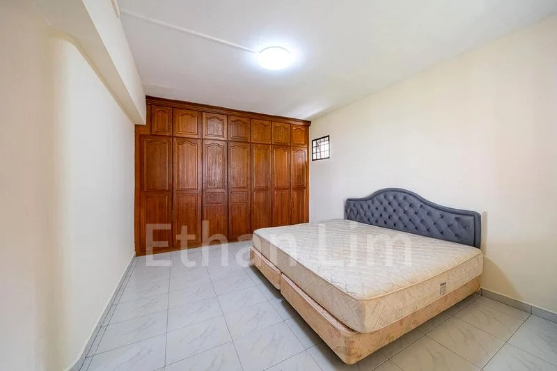 Maisonette HDB for Rent in  221 Hougang Street 21 - Image 10