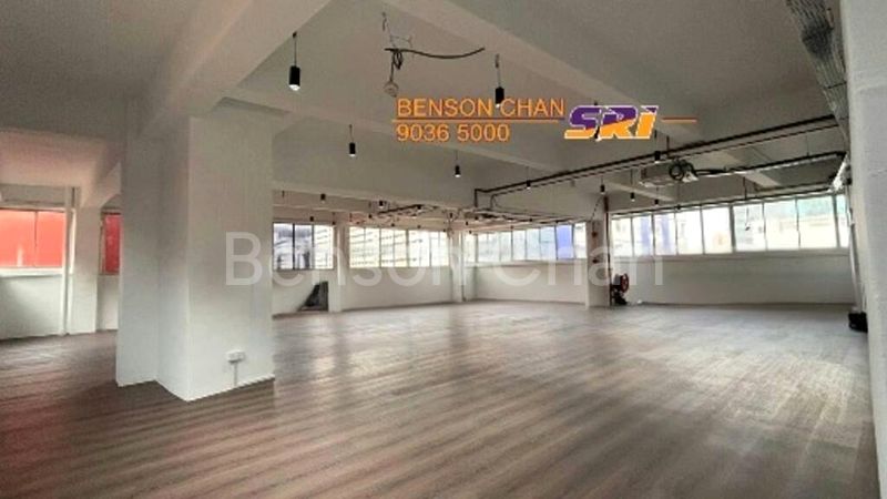 Light Industrial (B1) for Rent: Aljunied MRT, Entire Floor with own toilet - Image 1