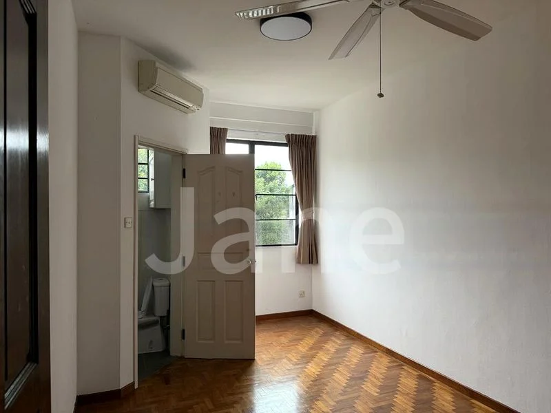 4 Bed Terraced House (Landed) for Rent in Airview Park - Image 5