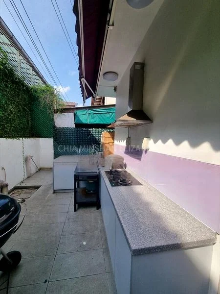 6 Bed Semi-Detached House (Landed) for Sale in  Mayfair Park - Image 6