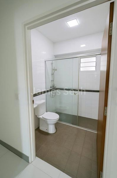 4 Room (4A) HDB for Sale in  450A Sengkang West Way - Image 5