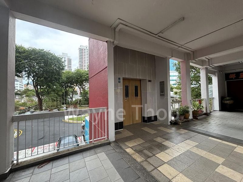 Shop / Shophouse for Rent: 465 Crawford Lane - Image 3