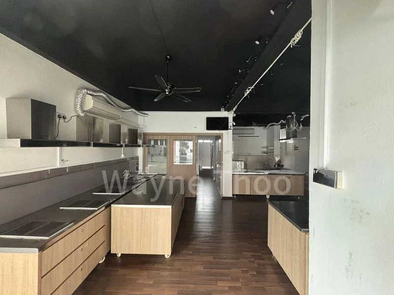 Shop / Shophouse for Rent: 465 Crawford Lane - Image 1