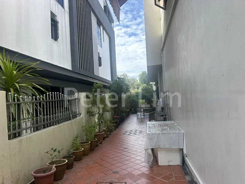 10 Bed Bungalow (Landed) for Sale in  The Cristallo - Image 1